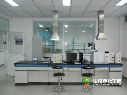 物理与精密仪器实验室（如光学、电子、天平、显微成像室）特殊净化装修要求